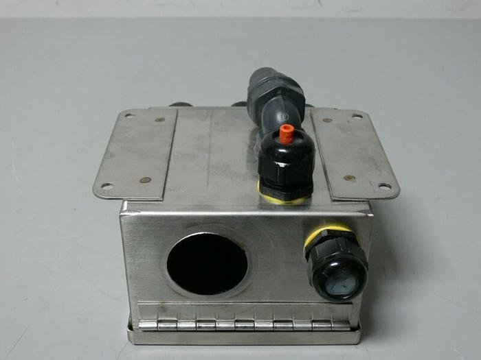 Used Hoffman J BOX A606CHNFSS HINGED COVER 6" X 6" X 4"