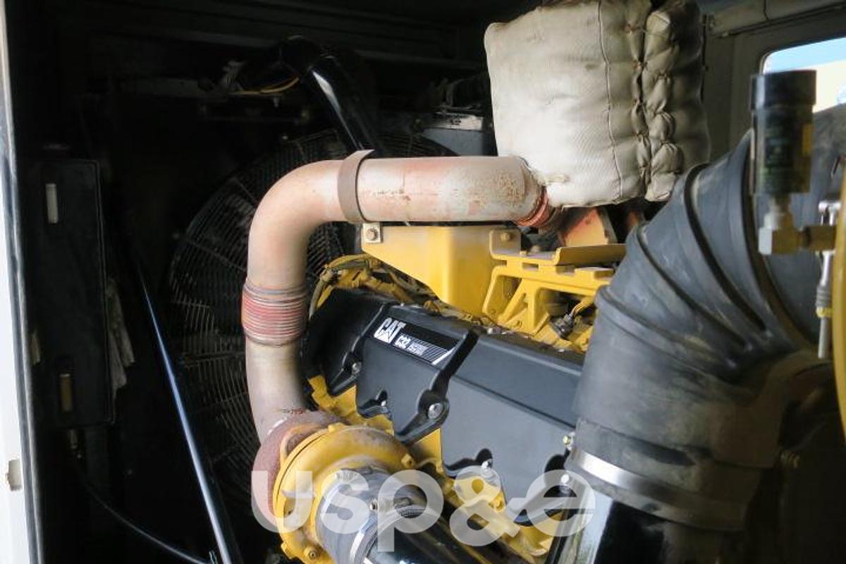 Used 2009 Caterpillar C32