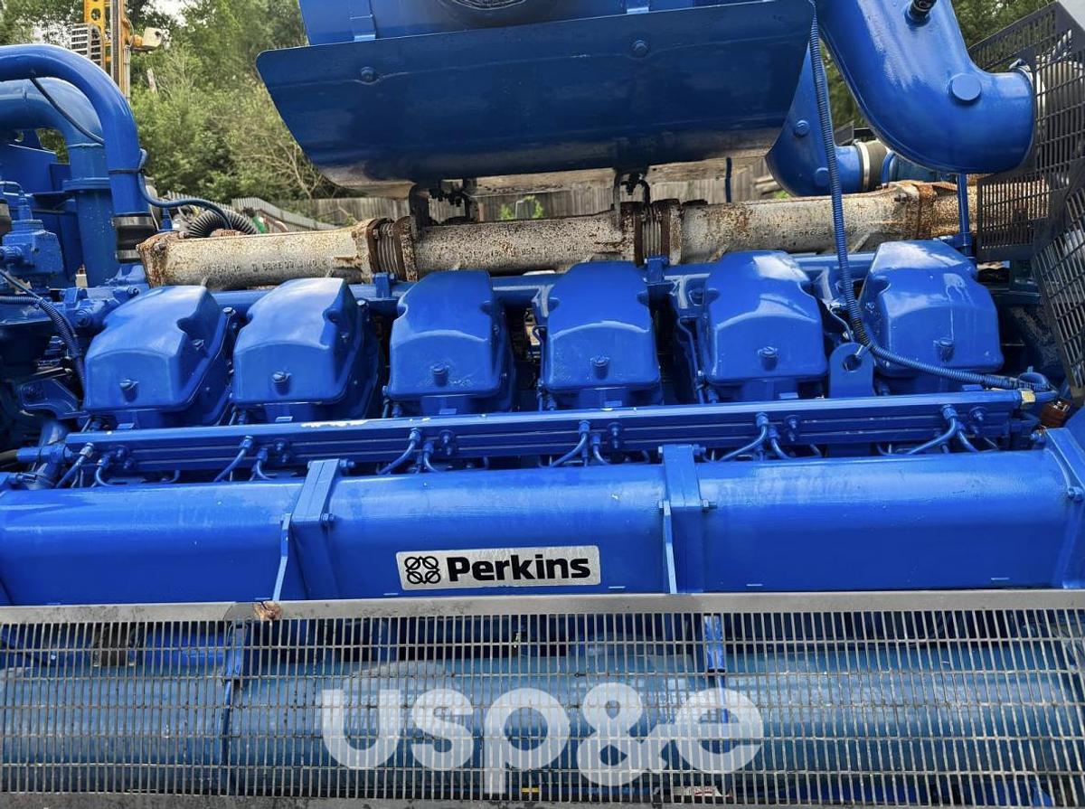 Used 1.3 MW 1999 Used Perkins 4012-TAG2 Diesel Generator Set