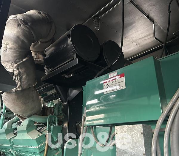 Used 2 MW 1999 Used Cummins QSK60-G6 Diesel Generator Set