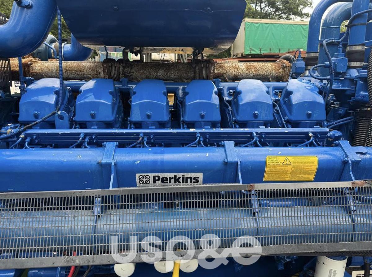 Used 1.3 MW 1999 Used Perkins 4012-TAG2 Diesel Generator Set