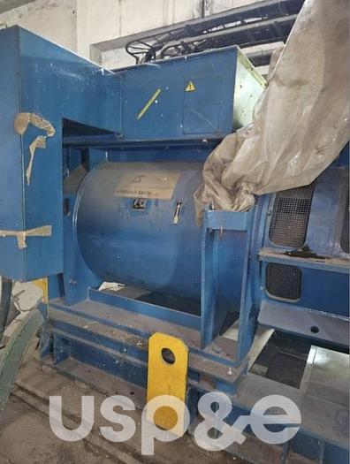 Used 2.3 MW 1996 Used Wartsila 12V200 Diesel Generator Set