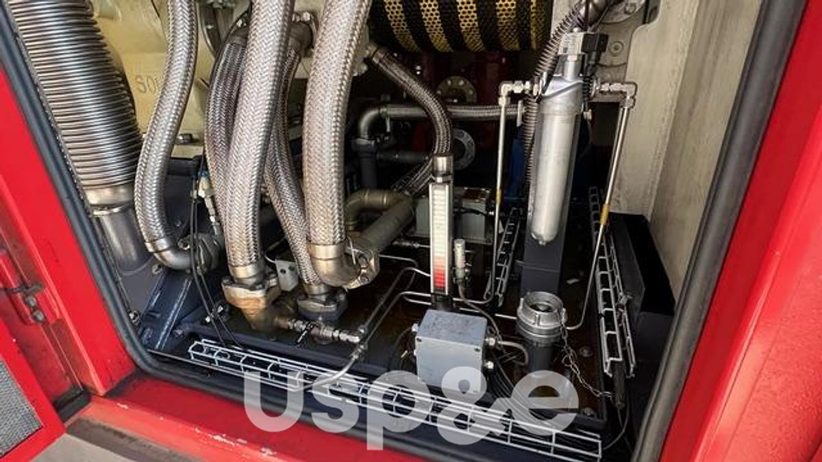 Used 5.6 MW 1996 Used Solar Taurus 60 Natural Gas Turbine Generator Set