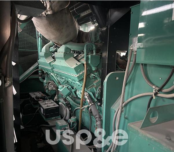 Used 2 MW 1999 Used Cummins QSK60-G6 Diesel Generator Set