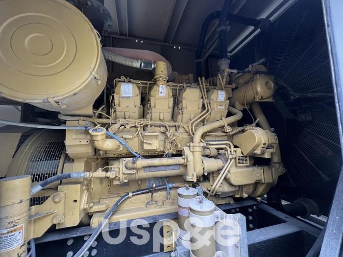 Used 1 MW 2001 Used Caterpillar 3508 Diesel Generator Set