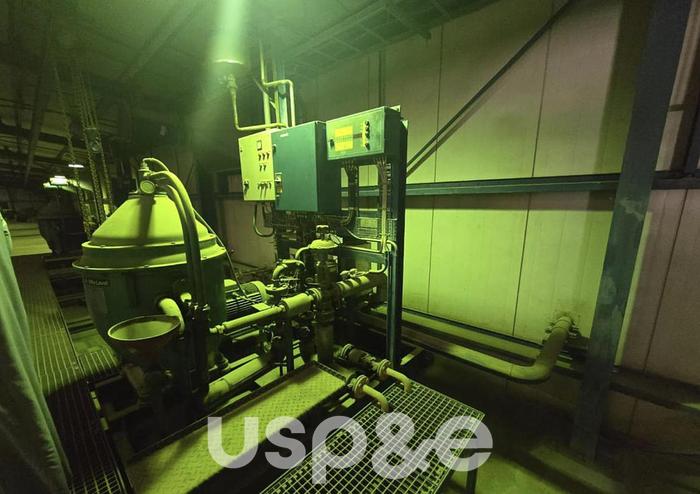 Used 5.8 MW 1995 Used Wartsila 18V32 Diesel Power Plant Generator Set