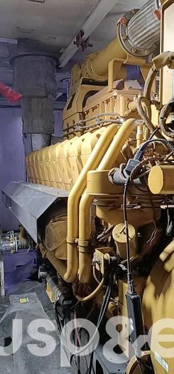 Used 2 MW 2005 Used Caterpillar G3520C Natural Gas Generator Set