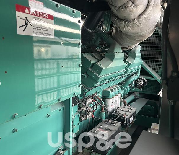 Used 2 MW 1999 Used Cummins QSK60-G6 Diesel Generator Set