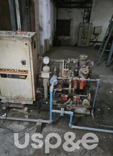 Used 2.3 MW 1996 Used Wartsila 12V200 Diesel Generator Set
