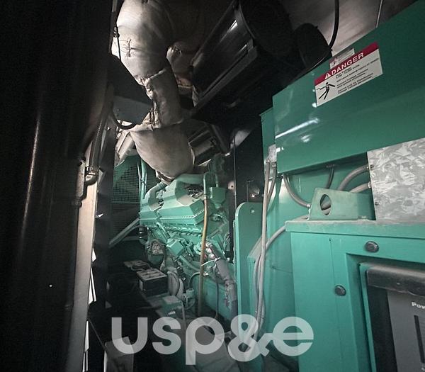 Used 2 MW 1999 Used Cummins QSK60-G6 Diesel Generator Set