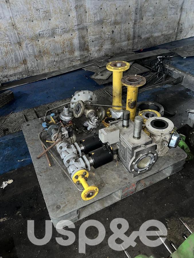 Used 3.4 MW 2011 Used Jenbacher JGS 620 GS Natural Gas Generator Set