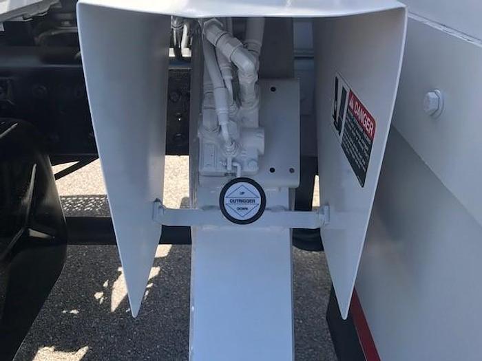 Used 2006 International 7300 Altec LRV-58 63ft Forestry Bucket Truck - C89011
