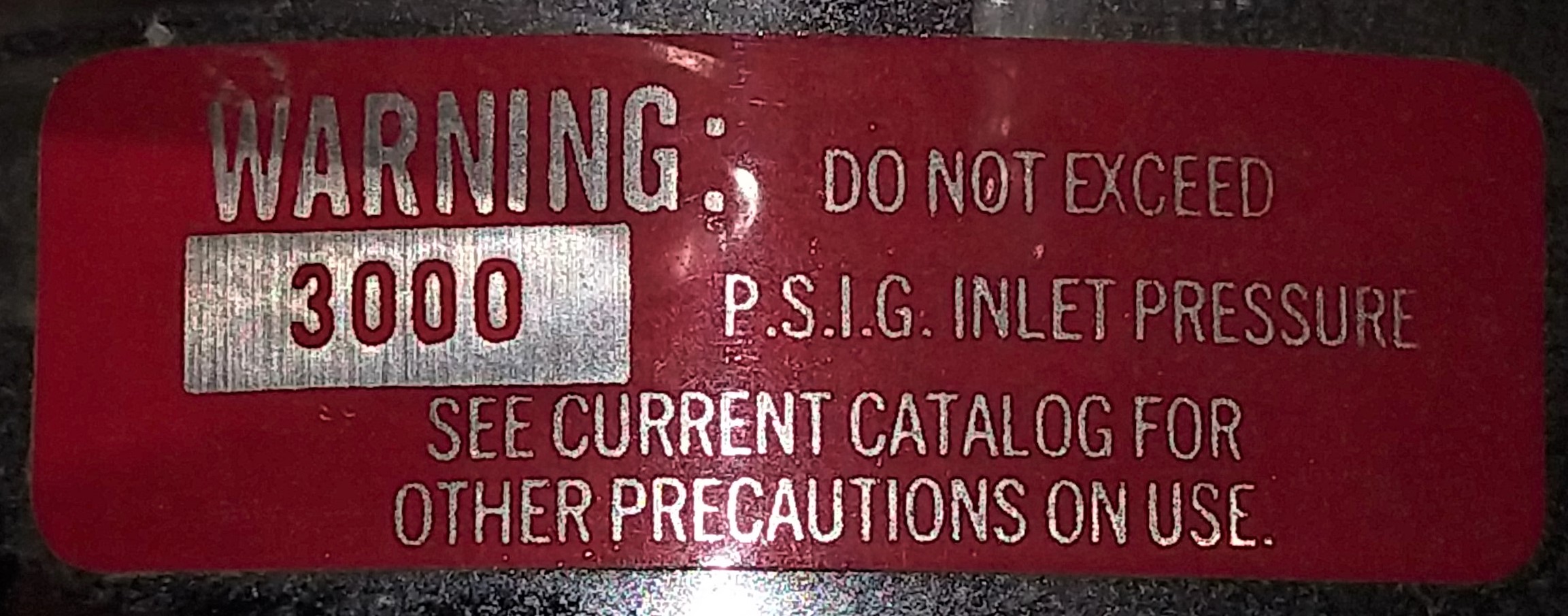 Used Matheson 8H-590 (100S) Brass Gas Regulator - CGA 590