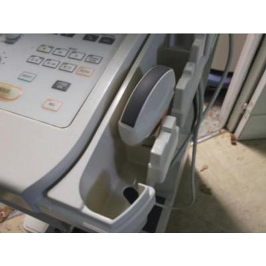 D'occasion ECHOGRAPHE COULEUR DOPPLER ALOKA SSD 1700 DINAVIEW 2 AVEC SONDE ABDOMINALE ET IMPRIMANTE