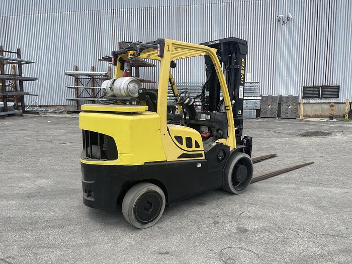 Used 13,500 POUND HYSTER MDL S135FT FORKLIFT ROLL CLAMP COMPATIBLE-SALE PENDING