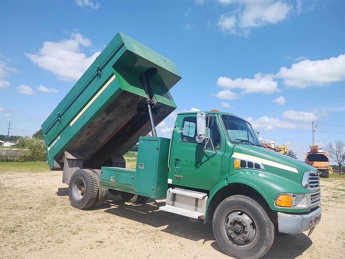 Used 2004 STERLING ACTERRA