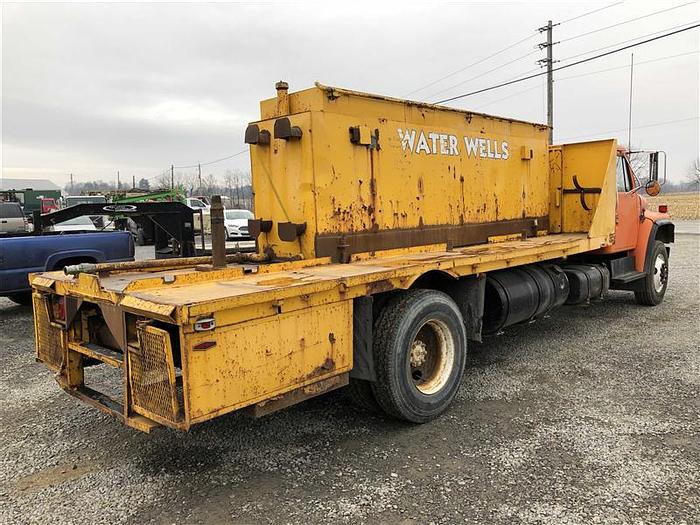 Used 1987 International Water Truck