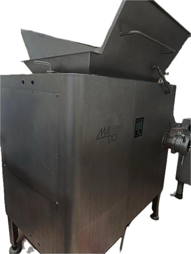 D'occasion HACHOIR MADO MEW 726