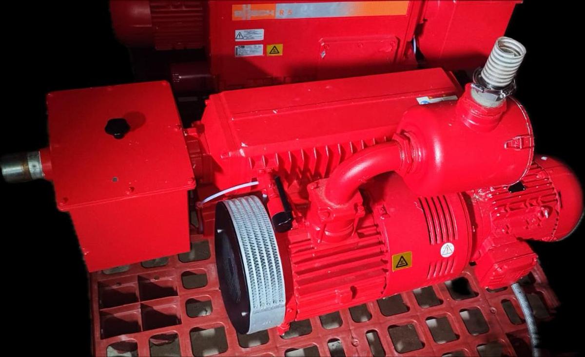 D'occasion POMPE SOUS VIDE BUSCH 300M3/H OXYGENE OU FONCTIONNEMENT NORMAL 5000 €