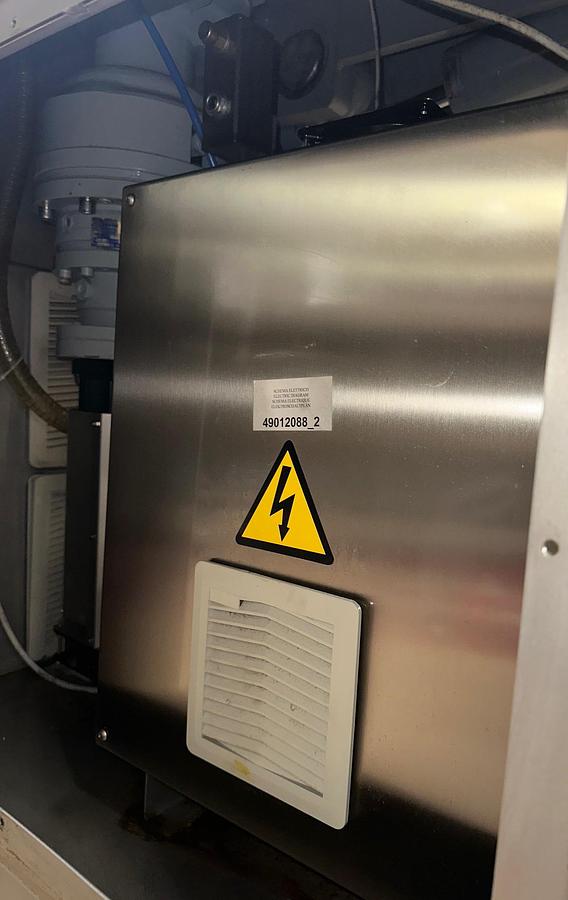 D'occasion POUSSOIR SOUS VIDE RISCO RS 205/260 avec torsionneur et élévateur intégré