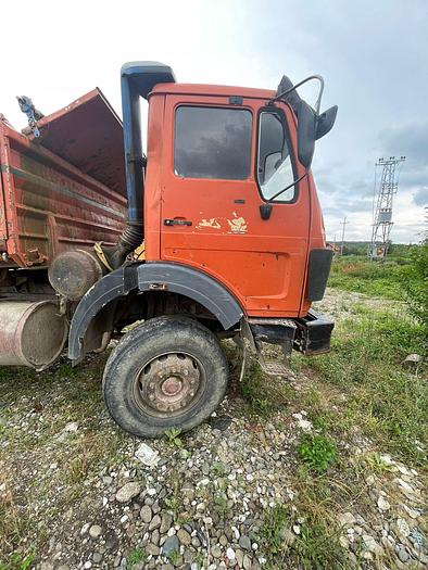Gebruikt 1986 MERCEDES BENZ 2635 6x4 kipper full steel