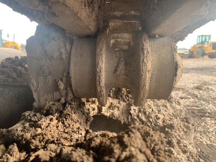 Used 2011 Komatsu PC160LC-8