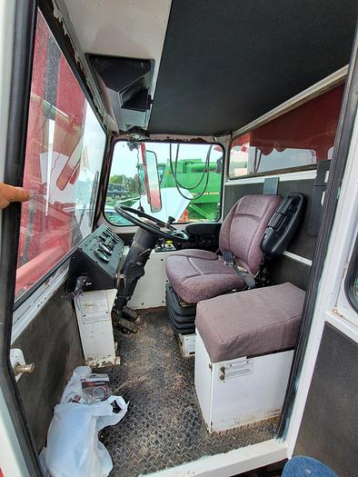 Used 2004 Stinger 4400 Bale Stacker