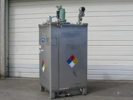 Used 650 GALLON SINGLE SHELL TANK.  METALCRAFT MODEL 511282 SERIAL 13604-9