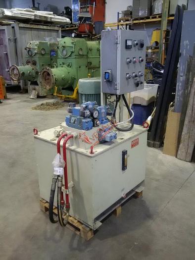Used Hydraulic press VICENTINI mod. H 30