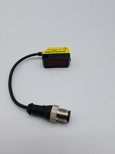 Used Banner QS18VP6LAF250Q5 World-Beam Photoelectric Sensor
