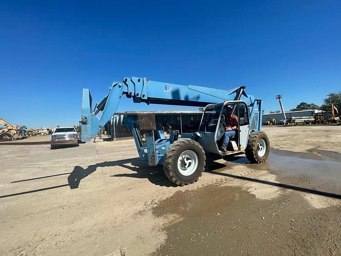 Used 2007 GENIE GTH-1056 TELEHANDLER