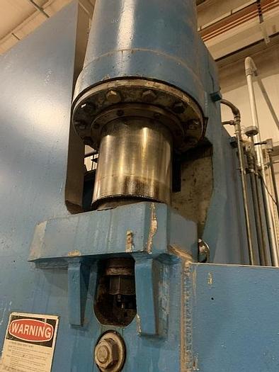Used 1979 300 Ton Pacific CNC Hydraulic Press Brake