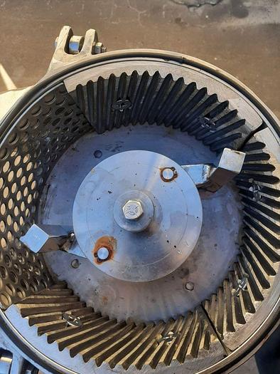 Used Mill, Hammer, Grinder, S/st, 10.25" Dia, 3 HP #S743813