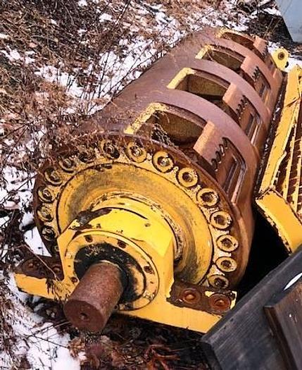 Used 2012 Vermeer Chip mill HG6000