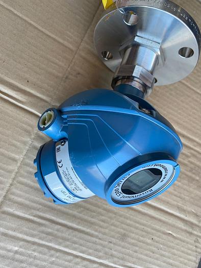 Used Rosemount 5301HA1S2V4BE01206AAE5M1C1Q4, 5300 Series Level Transmitter 132" Probe