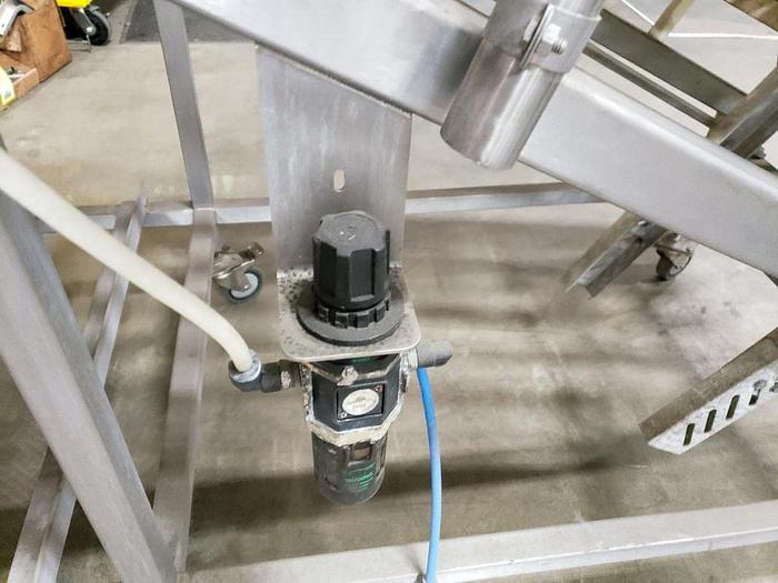 Used Metttler Safeline 410303 Metal Detector & Conveyor