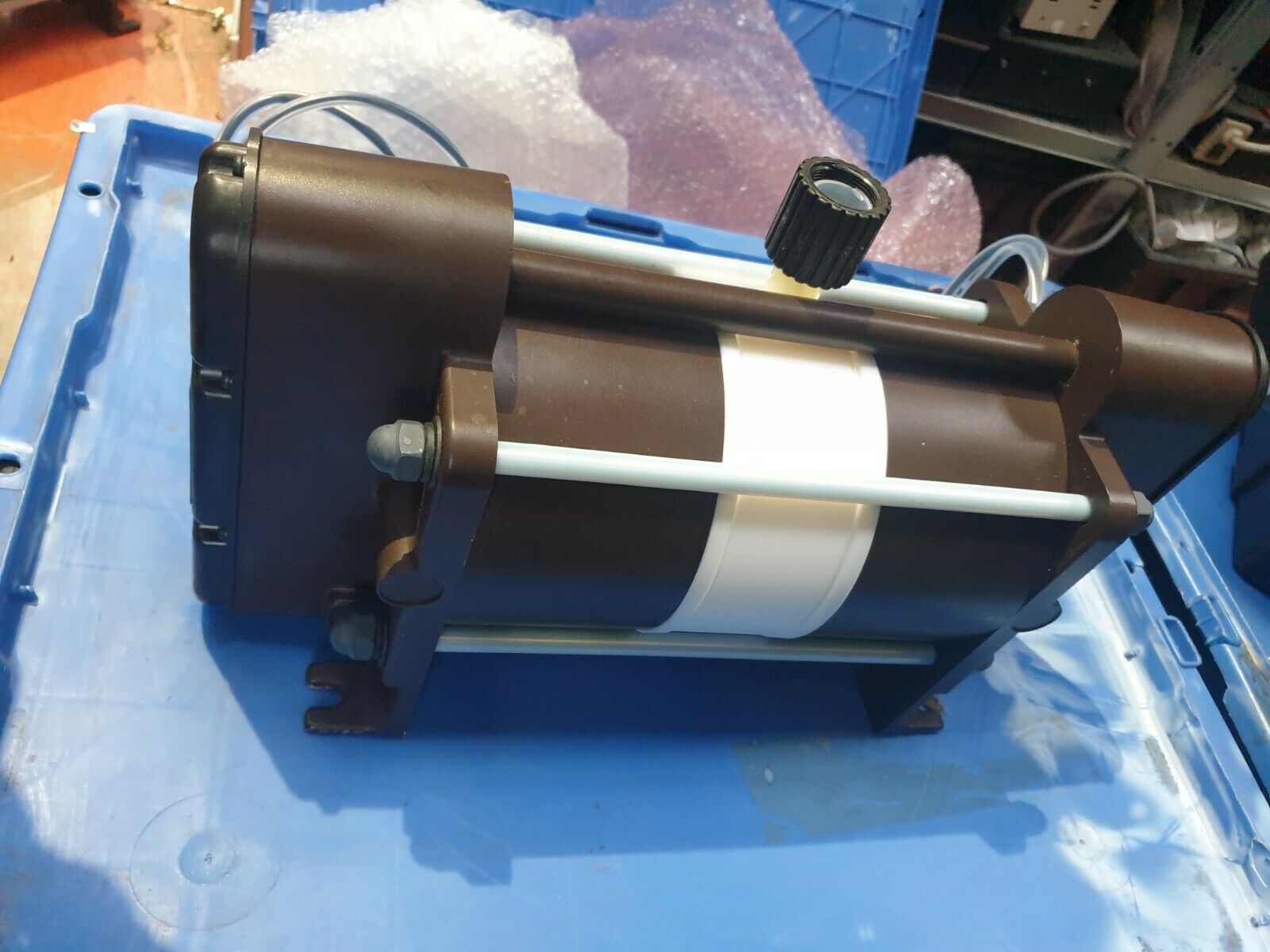 Used Iwaki FF-20BT1 Bellows Pump