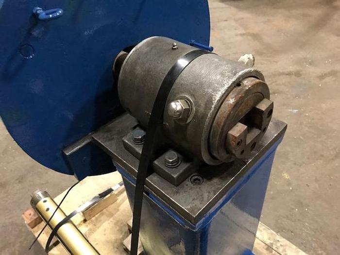 Used 60" (1.52M) BELOIT SHAFTED UNWIND STAND 3" AIR SHAFT