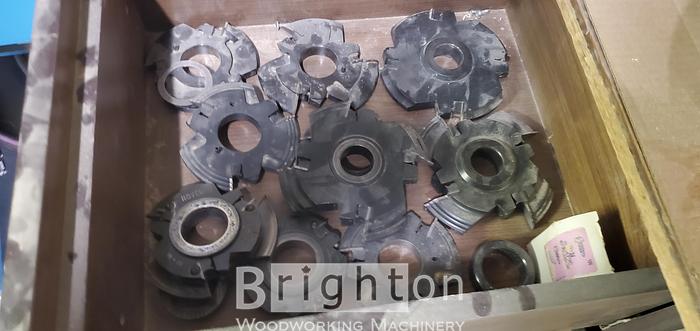 Used 2005 Silver SF4015A Moulder