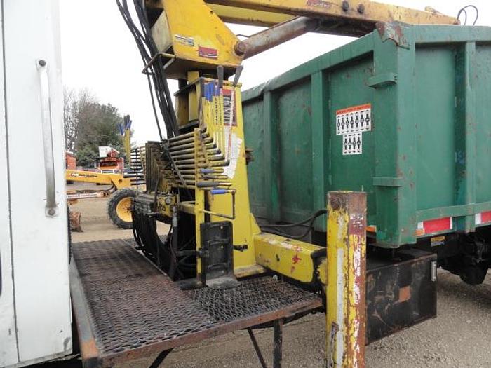 Used 2002 INTERNATIONAL DURASTAR 4400