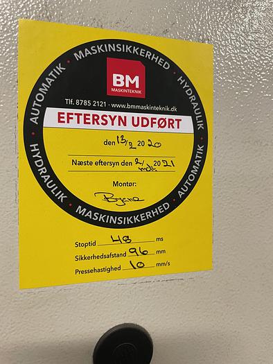 Used BRUGT CNC-KANTPRESSE FABRIKAT TRUMPF, MODEL TRUMABEND V50