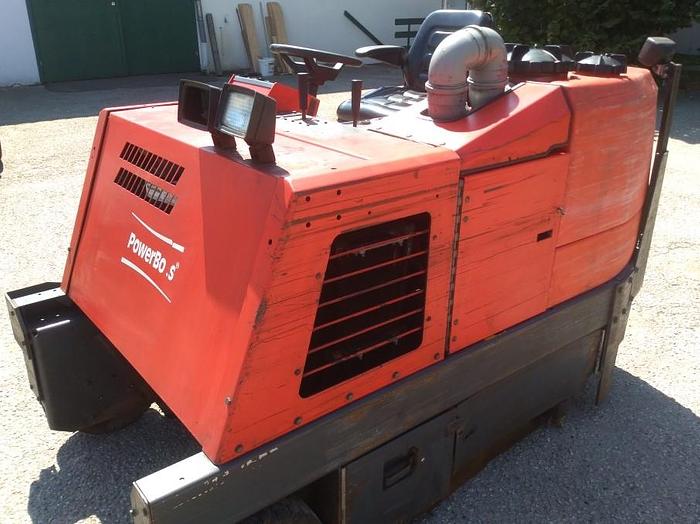 Gebraucht Kehr- und Scheuersaugmaschine, Comander C82, Powerboss,  gebraucht