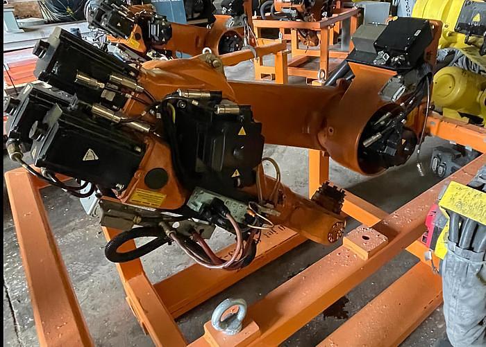 Used 2012 KUKA KR60 JET GANTRY ROBOT SYSTEM WITH KRC4 CONTROLLER