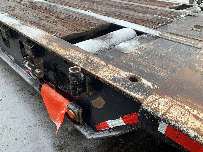 Used 2012 Doepker 40 Ton Tridem Scissor Neck Trailer