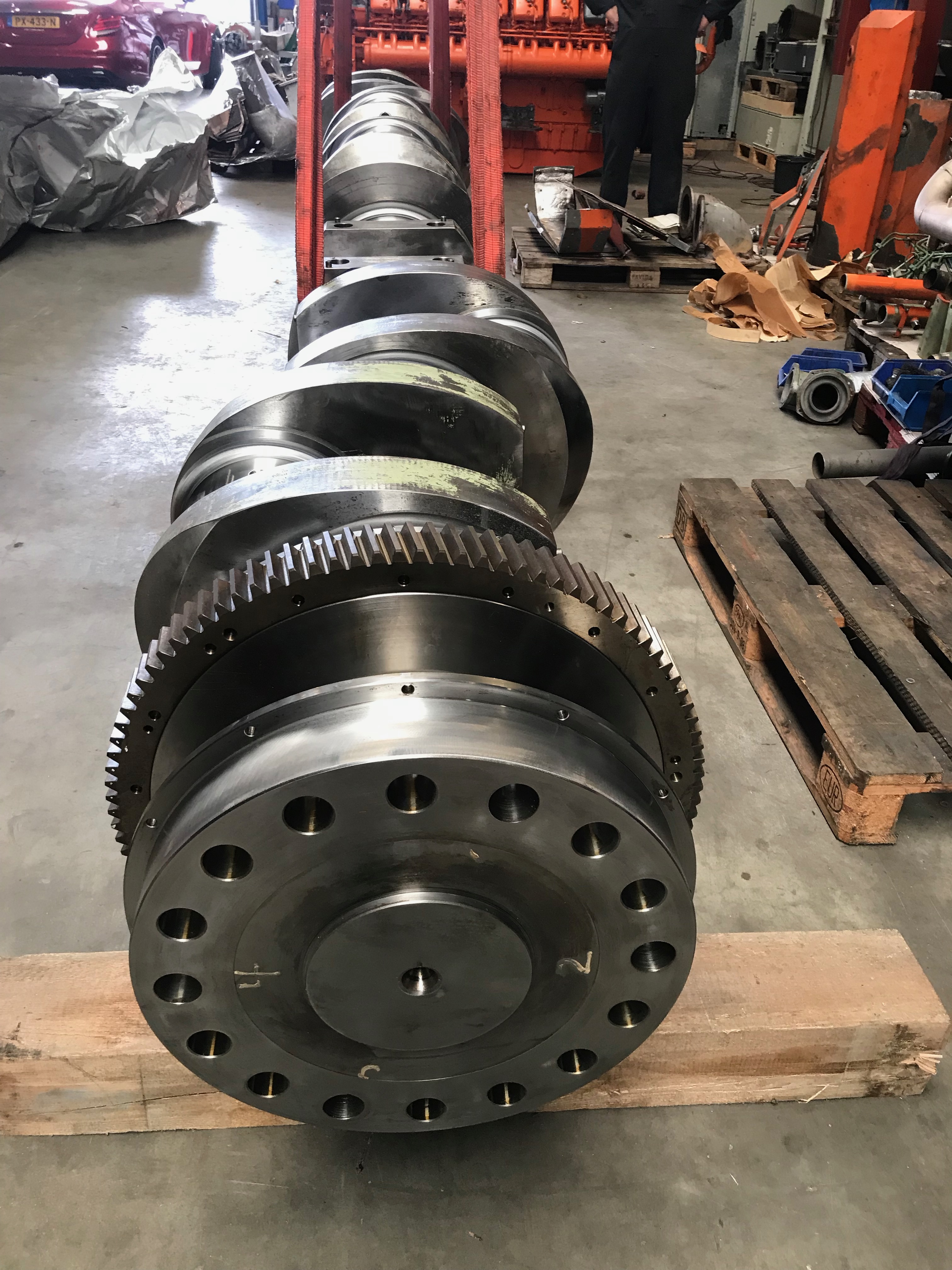 Used CRANKSHAFT DEUTZ BV16M640