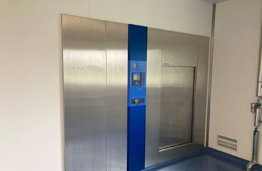 Used GETINGE Autoclave GEC 900 X1450X13502 for Sale at MLTCEurope