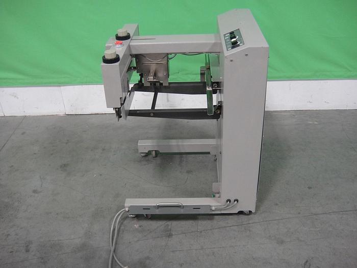 Used Horizon ST-20 Stacker