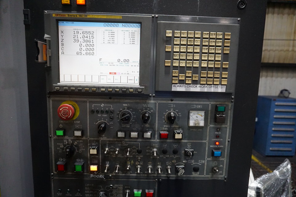 Used 2007 DOOSAN HM630 CNC