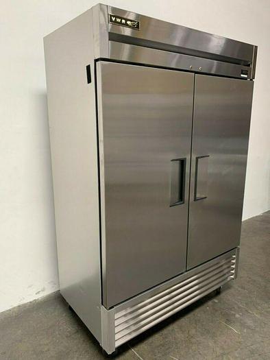 Used True T-49-HC Two-Door Commercial Refrigerator w/ Hydrocarbon refrigerant Ft 115V