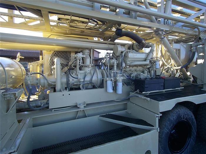 Used 1980 Ingersoll-Rand T4W Drill Rig